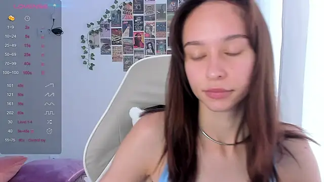  Alissaa online show from October 2025 01:21:01 PM