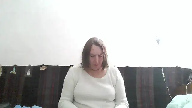 Snapshot of AnnaLive570 chatting on April 2026 03:21:01 PM AnnaLive570 online show from April 2026 03:21:01 PM