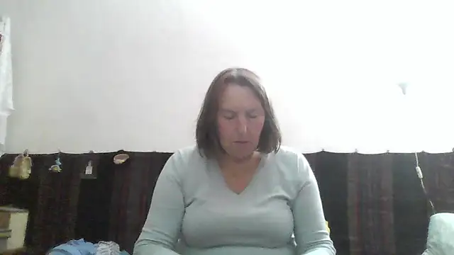 Snapshot of AnnaLive570 chatting on May 2026 03:55:01 AM AnnaLive570 online show from May 2026 03:55:01 AM