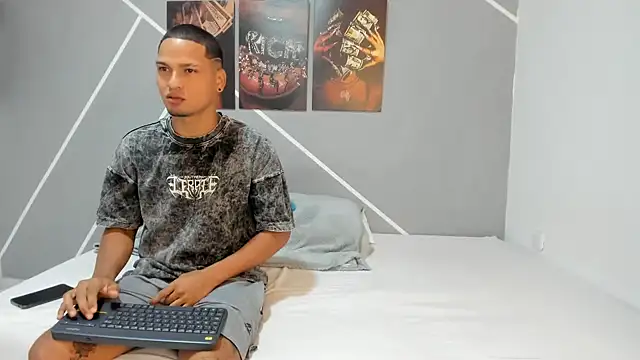 Sexy777Couple online show from April 2026 10:14:02 PM