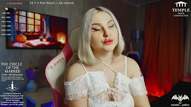 Snapshot of Wounded_Goddess_ chatting on November 2025 03:21:01 PM Wounded Goddess online show from November 2025 03:21:01 PM