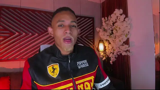 Snapshot of B_Wild chatting on October 2025 04:43:01 AM B Wild online show from October 2025 04:43:01 AM