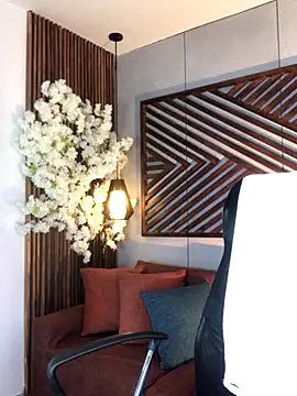 Snapshot of B_Wild chatting on October 2025 01:14:02 AM B Wild online show from October 2025 01:14:02 AM