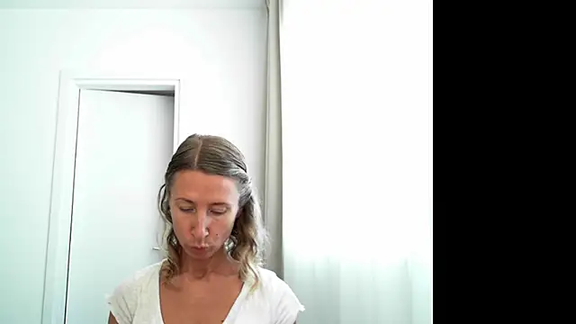 Snapshot of Paevoa chatting on October 2025 09:06:02 AM Paevoa online show from October 2025 09:06:02 AM