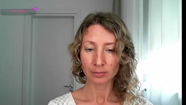 Snapshot of Paevoa chatting on February 2026 11:46:02 AM Paevoa online show from February 2026 11:46:02 AM