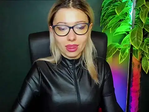 loveHeidi online show from November 2025 05:29:02 AM