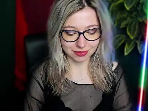 loveHeidi online show from April 2026 05:12:02 AM