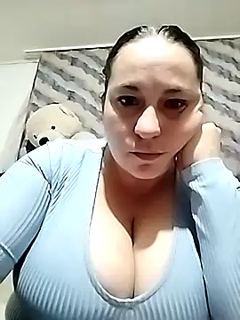 Brunetytka online show from October 2025 05:14:02 PM