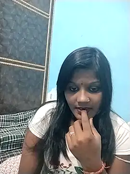 Rashmi Pathak online show from November 2025 03:01:01 PM