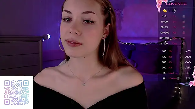 Leila Vanilla online show from October 2025 04:04:02 PM