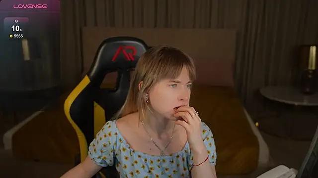 Ava kiss054 online show from February 2026 03:38:01 PM