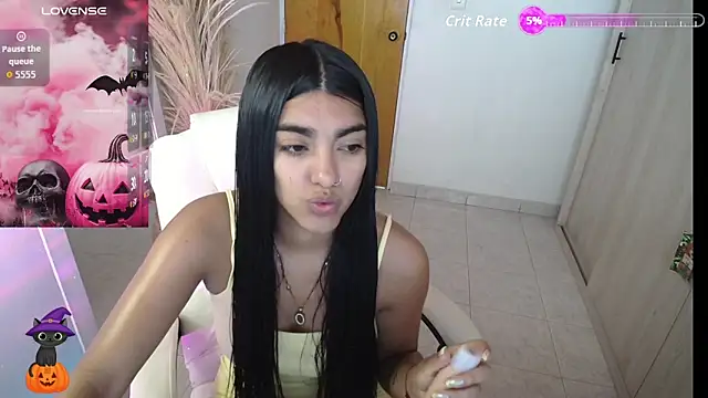 amarasilk  online show from October 2025 06:54:02 PM