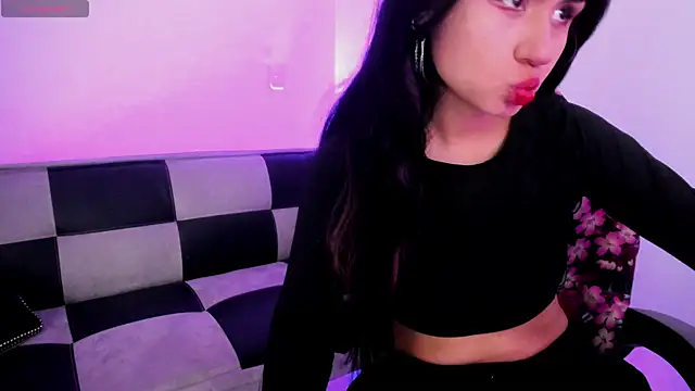 GwenHazel online show from October 2025 11:29:02 AM