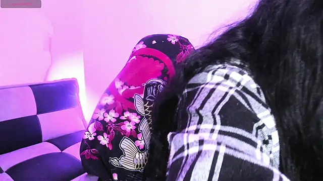 GwenHazel online show from October 2025 11:21:02 AM