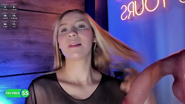 alyamonroe online show from November 2025 10:36:01 AM