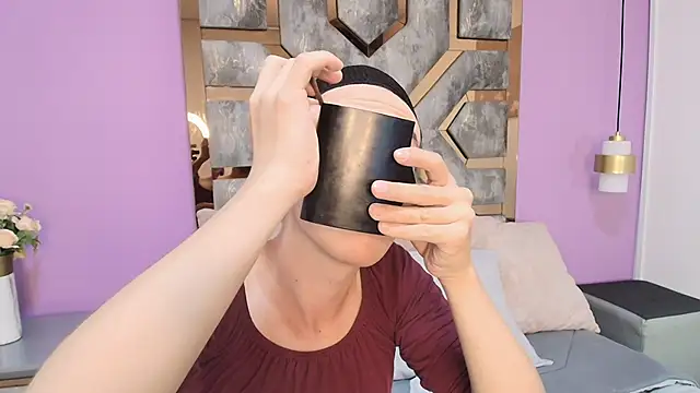 Electra Gosselin online show from September 2025 07:47:01 PM