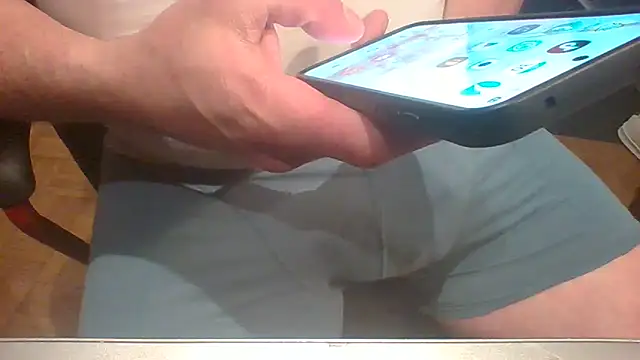 Snapshot of ludopz chatting on October 2025 12:01:02 AM ludopz online show from October 2025 12:01:02 AM