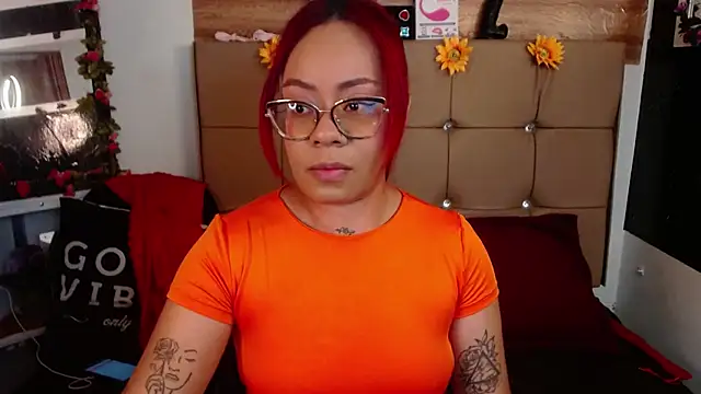 Snapshot of MIA__SPENCER chatting on October 2025 07:36:02 PM MIA SPENCER online show from October 2025 07:36:02 PM