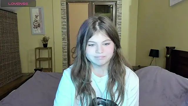 Lilly Jess online show from October 2025 06:19:02 PM