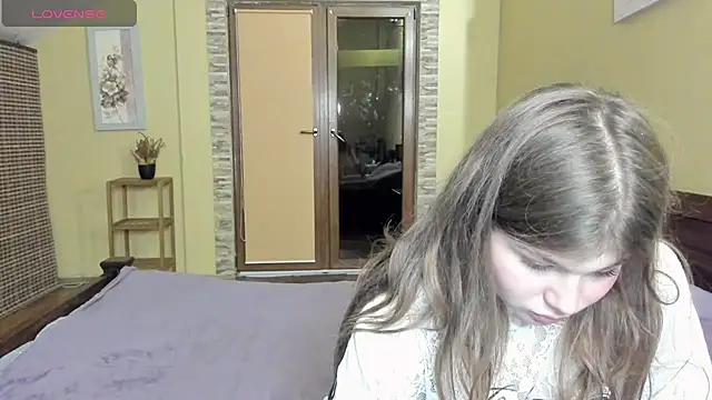 Lilly Jess online show from October 2025 04:30:02 PM