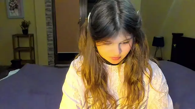 Lilly Jess online show from October 2025 06:32:01 PM