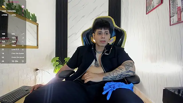 xKevyn online show from October 2025 12:39:02 PM