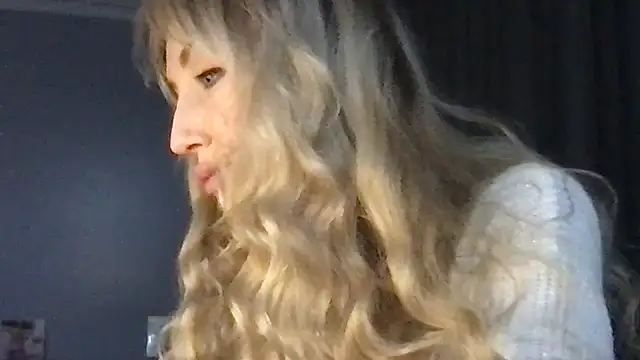 Pyrelissa online show from December 2025 05:06:02 PM