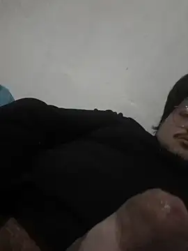 Snapshot of YOGOMXXX chatting on March 2026 07:25:01 AM YOGOMXXX online show from March 2026 07:25:01 AM