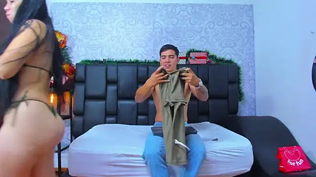 Sarahwalkerr online show from November 2025 04:53:01 PM