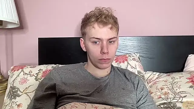 scottishtwink01 online show from October 2025 12:17:01 PM