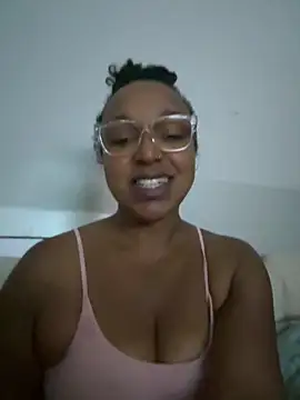 Snapshot of MillionMillz chatting on September 2025 11:15:02 PM MillionMillz online show from September 2025 11:15:02 PM