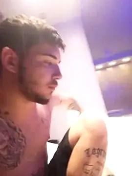 Bbzinha 18 online show from December 2025 02:16:02 AM