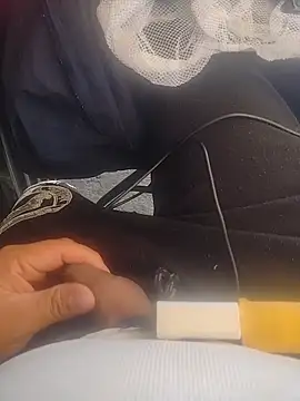 Snapshot of Santiagoqro85 chatting on December 2025 07:23:02 PM Santiagoqro85 online show from December 2025 07:23:02 PM