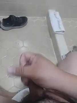 Snapshot of Santiagoqro85 chatting on December 2025 09:32:02 PM Santiagoqro85 online show from December 2025 09:32:02 PM