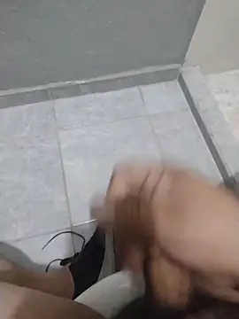 Snapshot of Santiagoqro85 chatting on December 2025 05:31:02 PM Santiagoqro85 online show from December 2025 05:31:02 PM