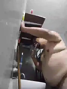 Snapshot of Santiagoqro85 chatting on March 2026 02:40:02 AM Santiagoqro85 online show from March 2026 02:40:02 AM