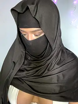 Snapshot of rhizanthella_ chatting on September 2025 06:44:02 PM rhizanthella online show from September 2025 06:44:02 PM