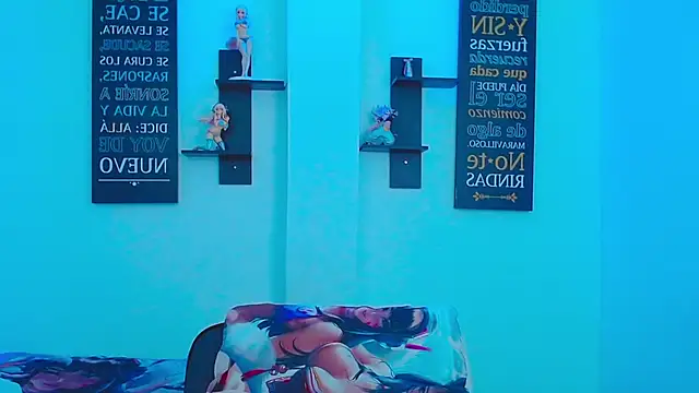 CHLOE THUNDERS online show from January 2026 02:55:01 PM