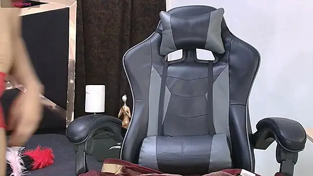 luna brown7 online show from December 2025 07:03:01 AM