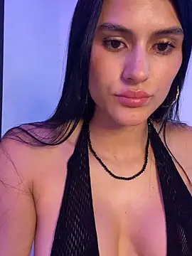 juliana1920 online show from September 2025 12:22:02 AM