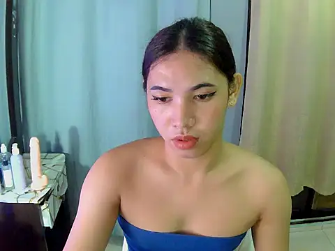 Chen Lavin online show from November 2025 05:47:01 PM