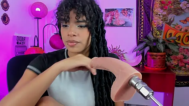 Raven luv online show from March 2026 03:46:02 AM