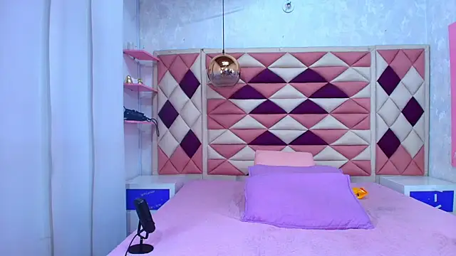 abbyrouss  online show from September 2025 03:06:02 AM