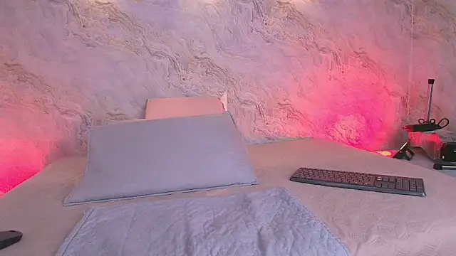 abbyrouss  online show from October 2025 03:07:01 AM