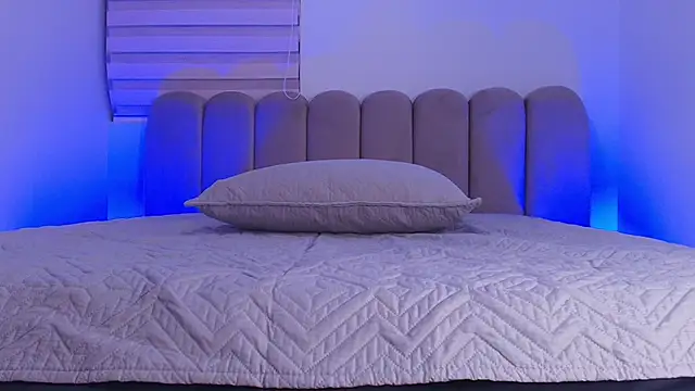 abbyrouss  online show from November 2025 03:18:02 AM