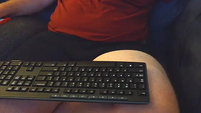 thighguy30 online show from September 2025 07:08:02 AM