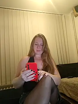 Snapshot of MazySunny chatting on October 2025 07:14:02 PM MazySunny online show from October 2025 07:14:02 PM