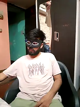 soniriyaa010101 online show from March 2026 06:03:01 PM