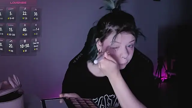 Alice Zev online show from September 2025 02:53:01 PM