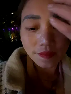 chipp-bong online show from September 2025 02:27:02 PM